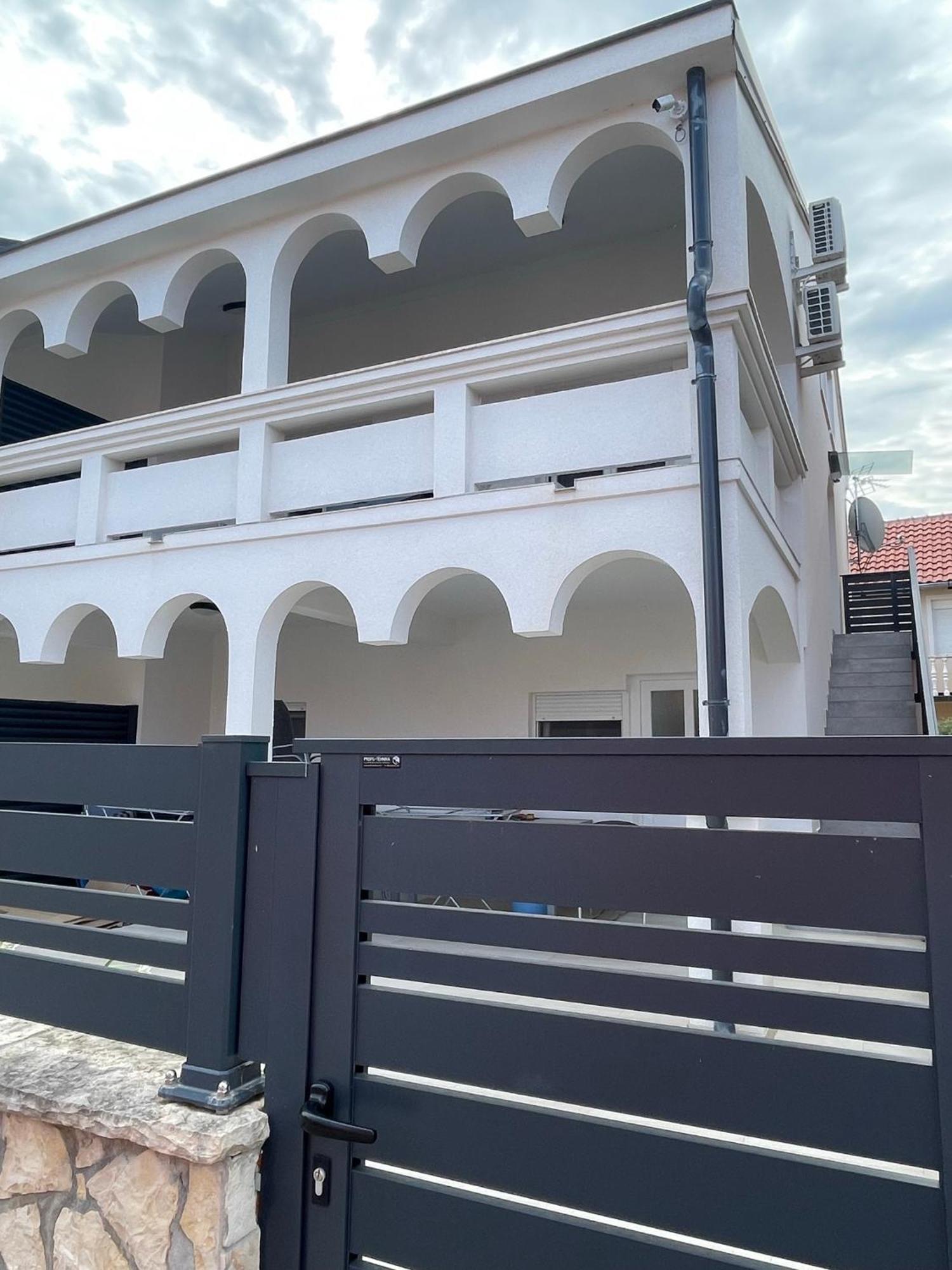 Apartmenthouse Ines 维尔 外观 照片
