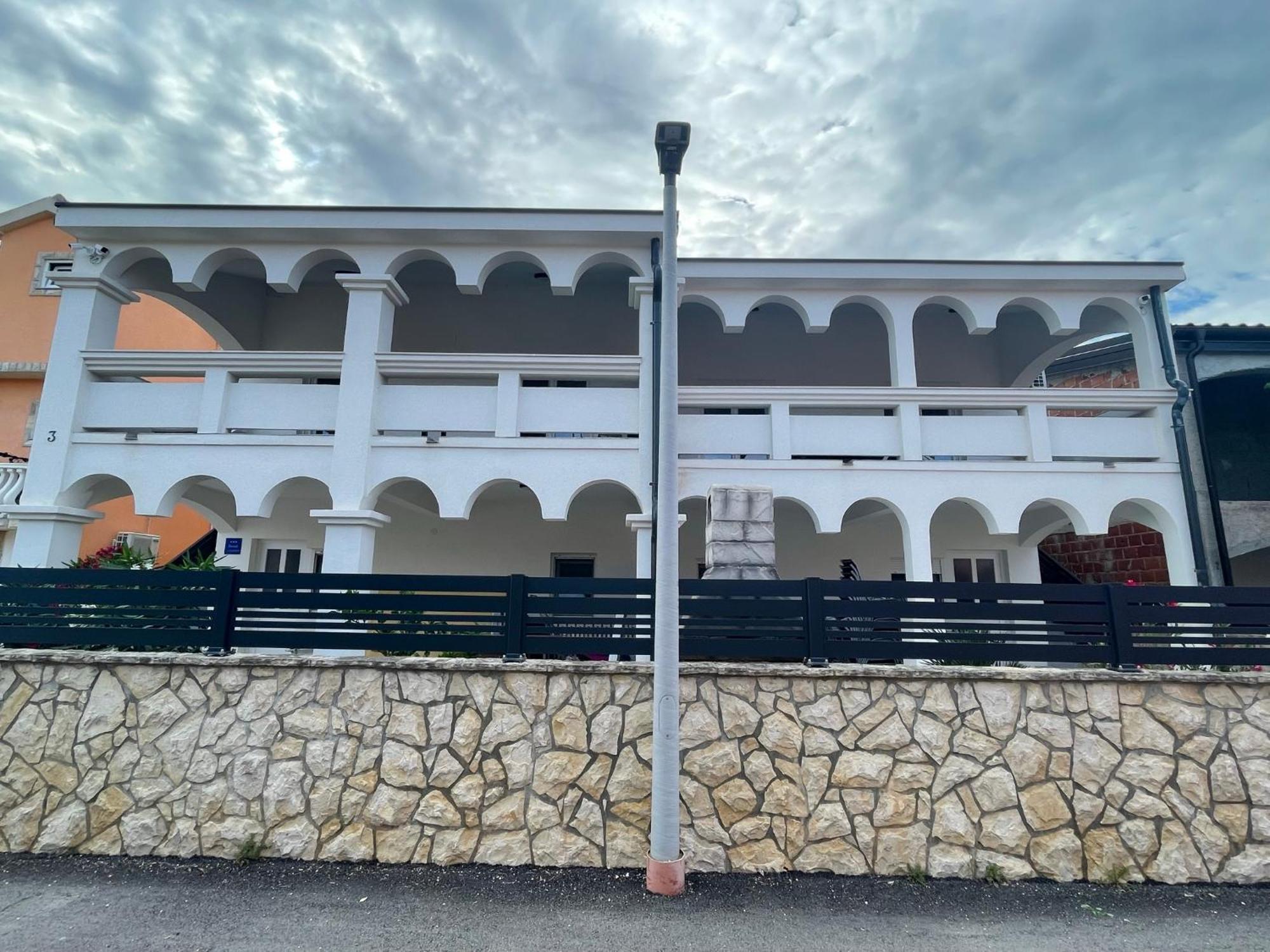 Apartmenthouse Ines 维尔 外观 照片