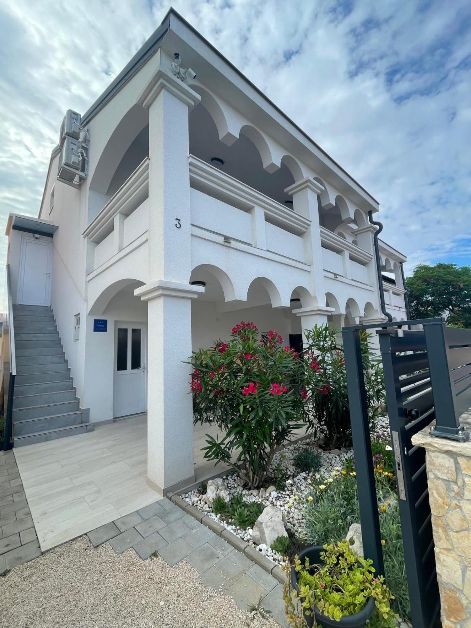 Apartmenthouse Ines 维尔 外观 照片
